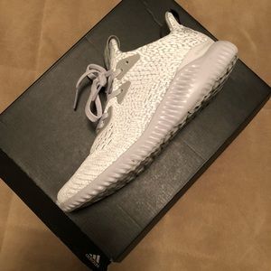 Adidas Alpha Bounce Running Sneakers